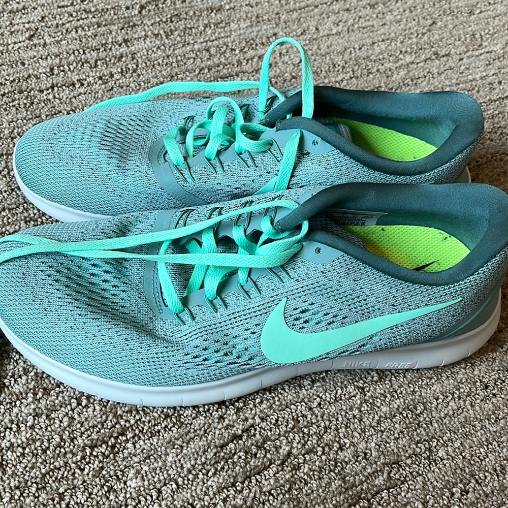 Nike Light Teal Tennis Shoes… never been worn